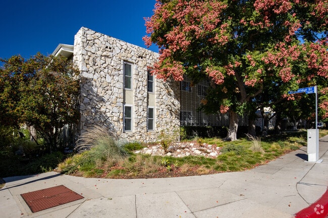 4353 Colfax Ave - Ardmore Apartments