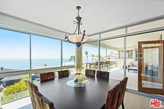 Foto del edificio - 18101 W Coastline Dr