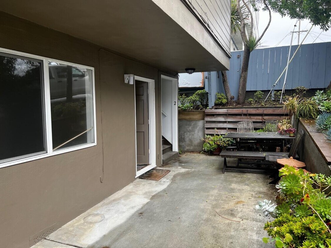 125 Hilton Way, Pacifica, CA 94044 Condo for Rent in Pacifica, CA