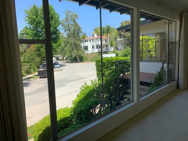 Sala de estar - 10350 Lorenzo Dr