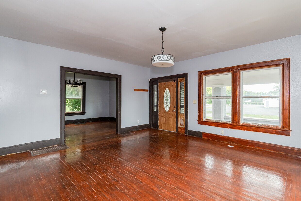 Foto principal - 3124 Lakeview Ave