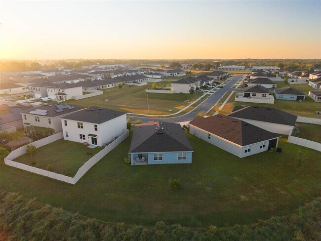 Foto del edificio - 223 Inman Blvd