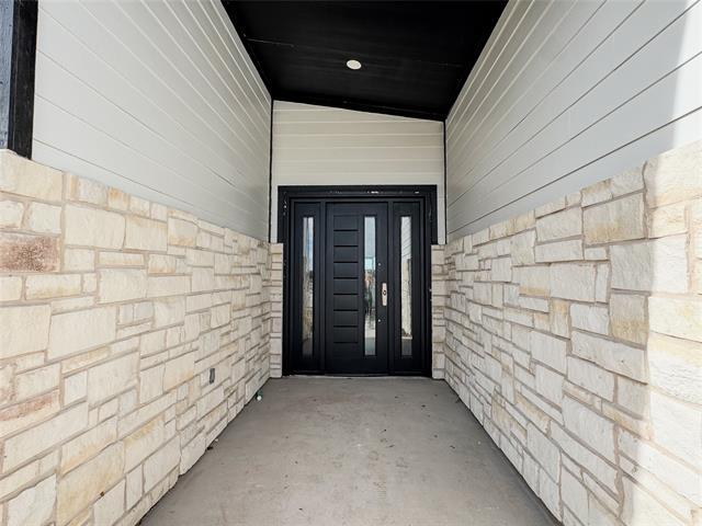 Foto del edificio - 340 Lucy Rd