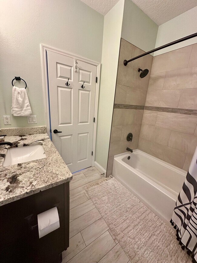 Foto del edificio - 17811 Olive Oak Way