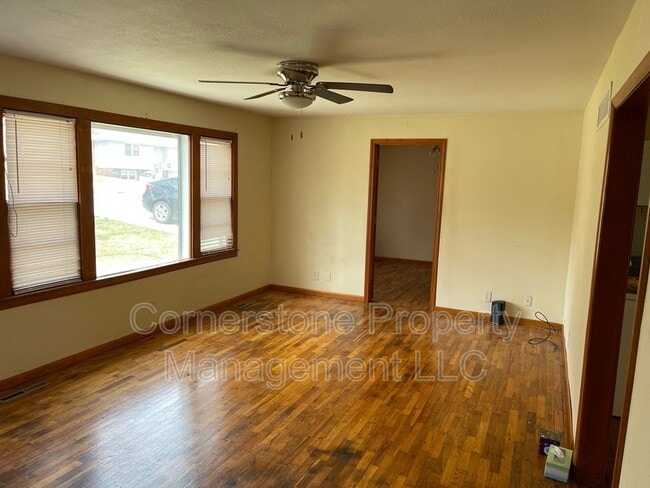 Building Photo - 820 Fir St