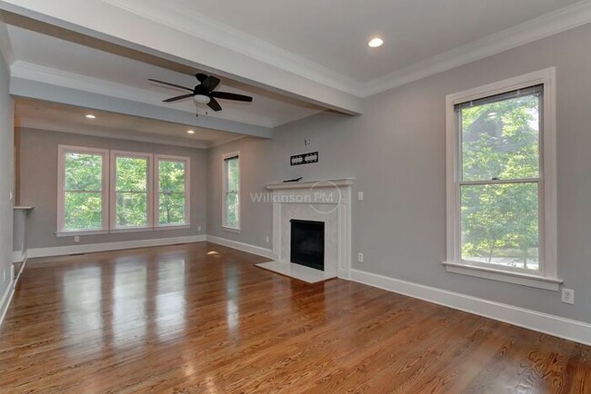 Building Photo - 5 Bedroom/3.5 Bath home in Desirable Stone...
