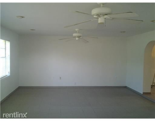 Foto del edificio - 3 br, 1.5 bath House - 11765 SW 185th St