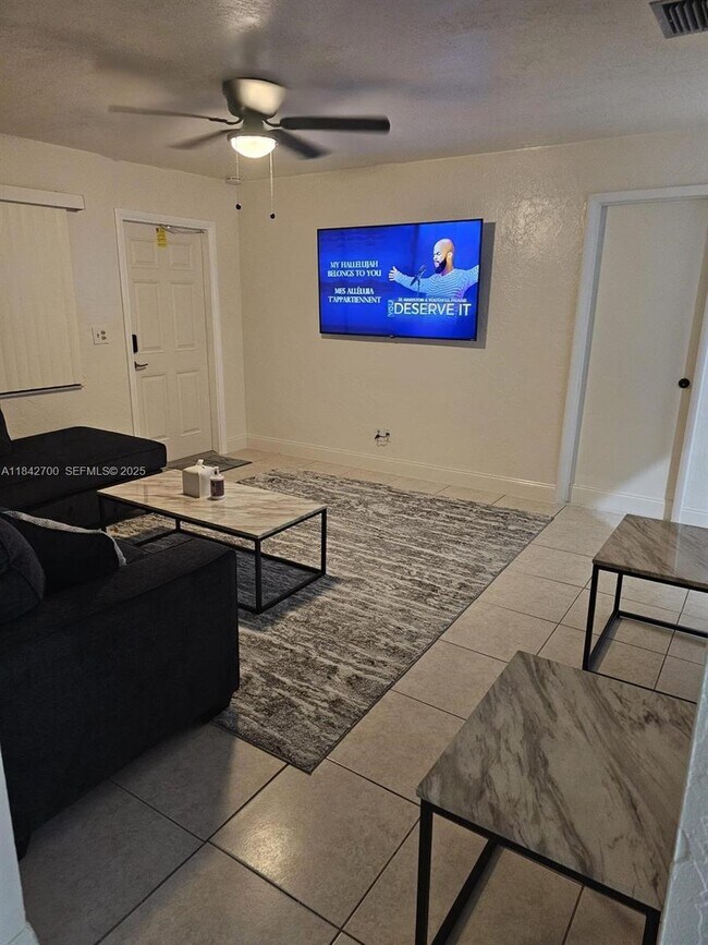 Foto del edificio - 5929 Fillmore St