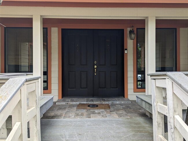Building Photo - 6408 Forest Hills Dr