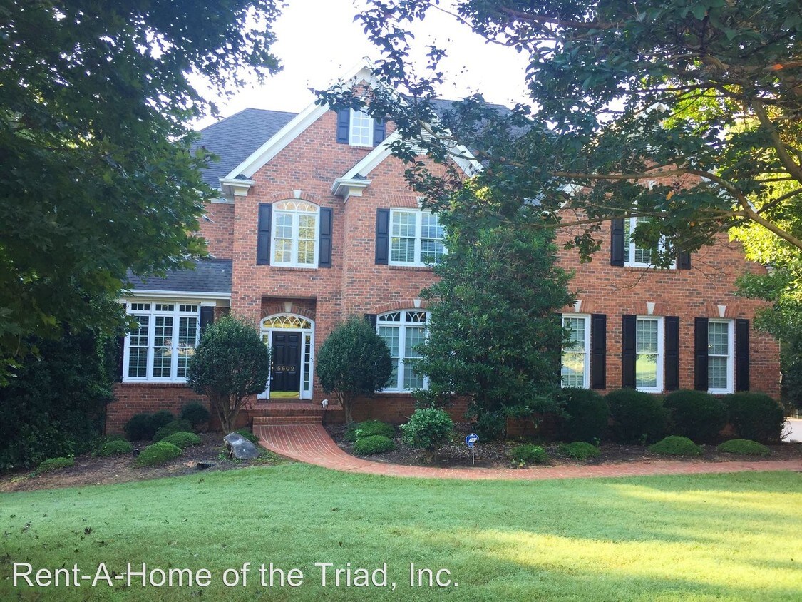 6 br, 6.5 bath House 5602 Wildrose Drive House for Rent in