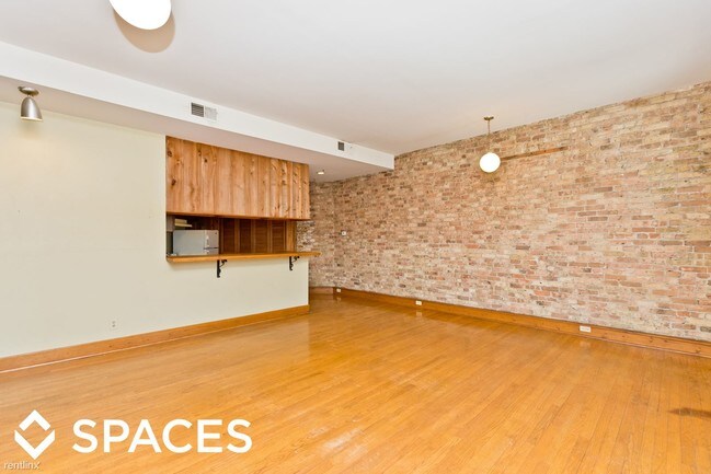 Building Photo - 2306 N Lincoln Ave