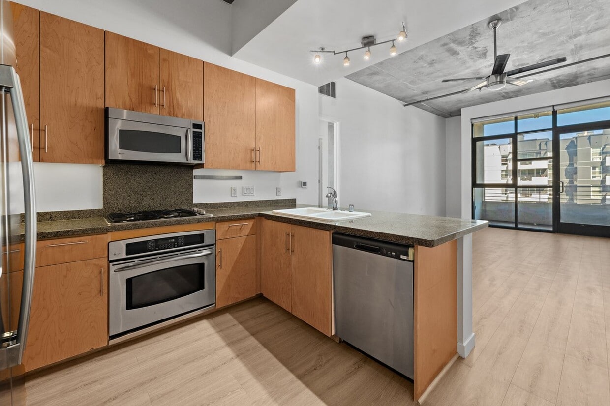 Primary Photo - NEW FLOORS! Spacious 2 Bedroom 2 Bathroom ...