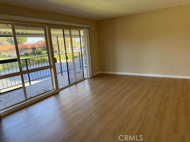 Foto del edificio - 3145 Via Vista