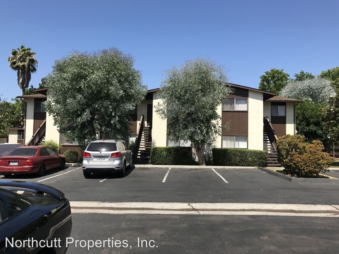Foto principal - 4744 70th St
