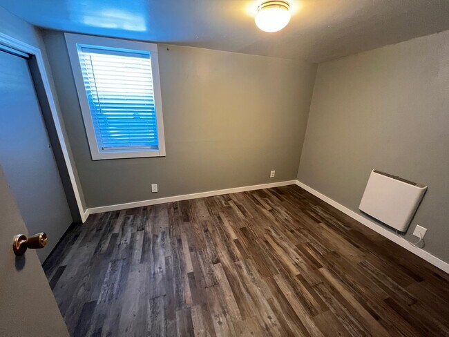 Foto del edificio - 1925 6th Ave S