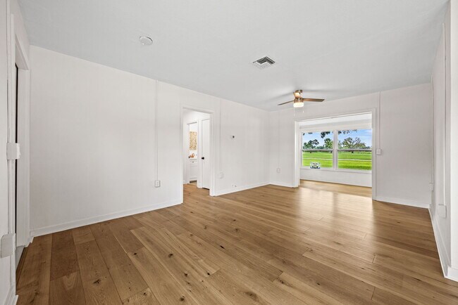 Foto del edificio - 1442 Olmeda Way