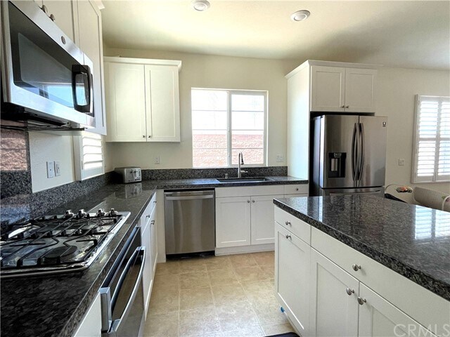 Foto del edificio - 15974 Huckleberry Ave