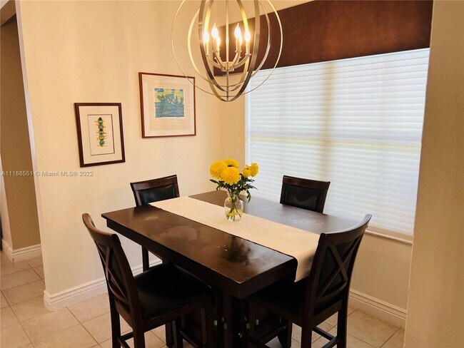 Building Photo - 4314 Foxtail Ln