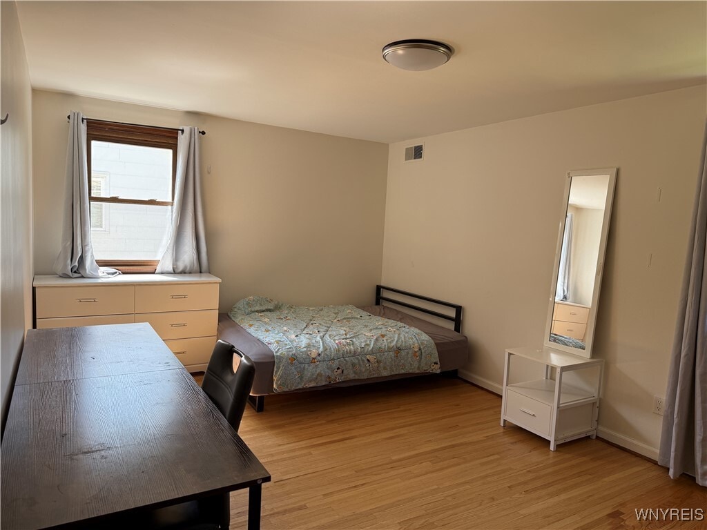 Building Photo - 59 Laurie Lea