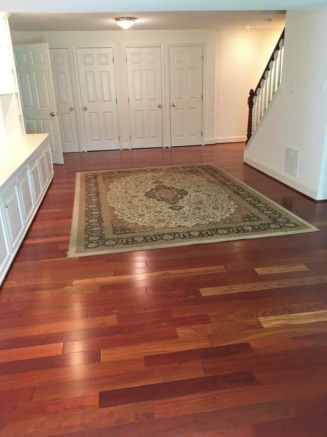 partial view of L shaped family room - 8290 Armetale Ln