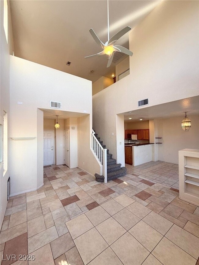 Foto del edificio - 664 Solitude Point Ave