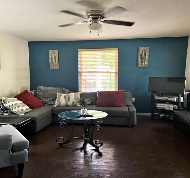 Foto del edificio - 4802 Ward St