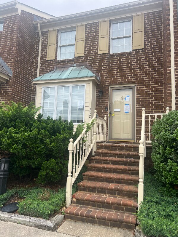 Foto principal - 332 Worthington Square