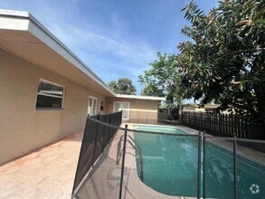 Building Photo - 11360 NW 37th Pl