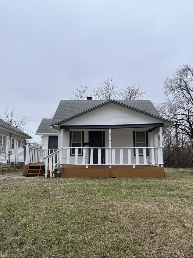 Primary Photo - 3116 Kensington Ave