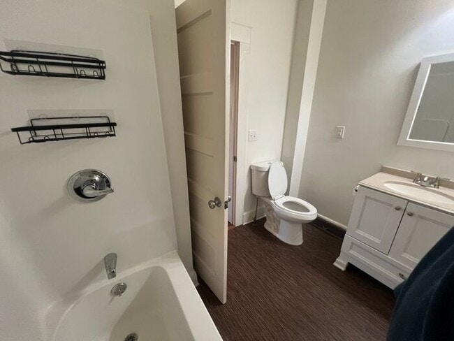 2 Bed 1 Bathroom Home in Downtown Greenvil... - 2 Bed 1 Bathroom Home in Downtown Greenvil...