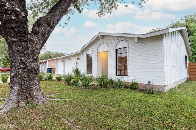 Building Photo - 3 br, 2 bath House - 4702 Dove Springs Dr