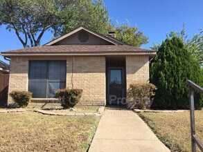 Building Photo - 7332 Blackthorn Dr