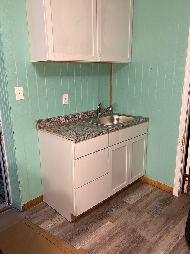 Still under construction - 7 Donalds Ln