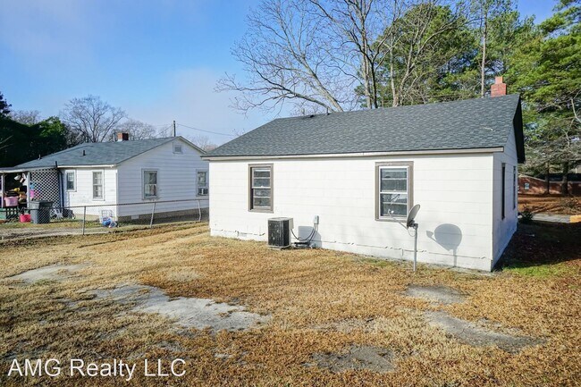 Foto del edificio - 2 br, 1 bath House - 1509 Burton St