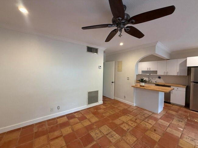 Foto del edificio - 1640 NE 4th Pl