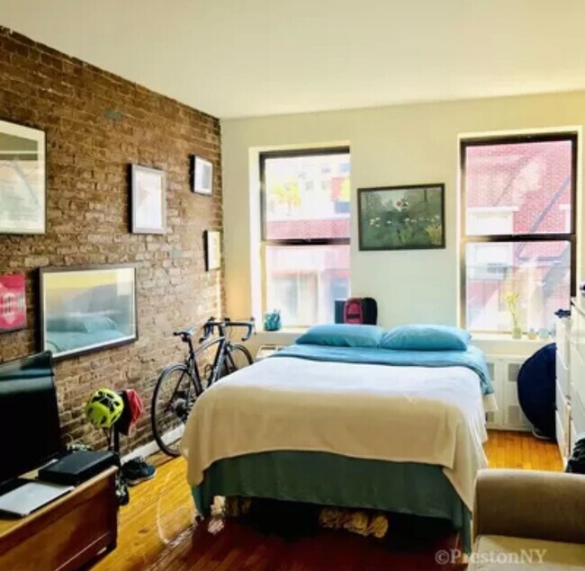 Foto del edificio - 245 E 77th St