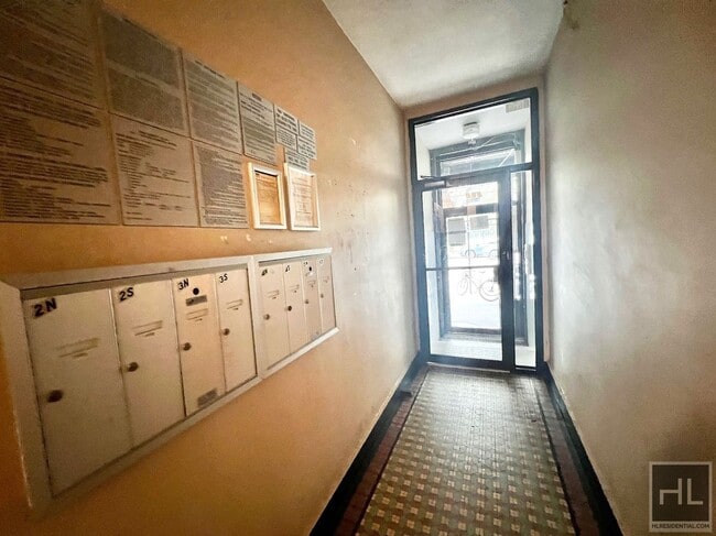 Building Photo - AMSTERDAM AVENUE