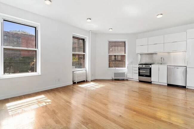 Foto del edificio - 48 Bedford St