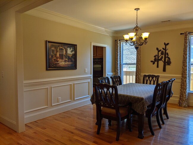 Dining room - 115 Matthews Township Pky