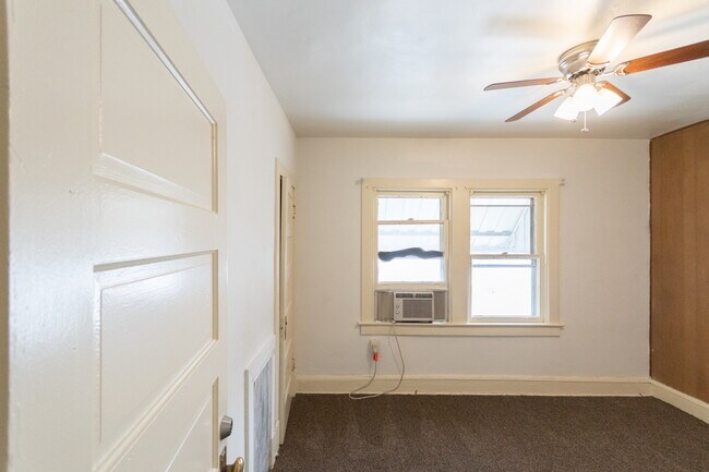 Building Photo - 3608 20th St NE