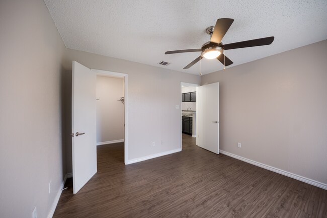 Bedoom A2 1BD 1BA-VatSoCo-002.jpg - V at SoCo