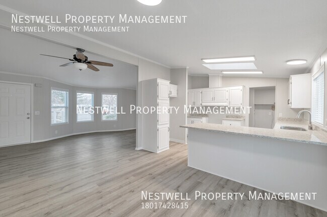 Foto del edificio - Great 3-bed Home in West Jordan