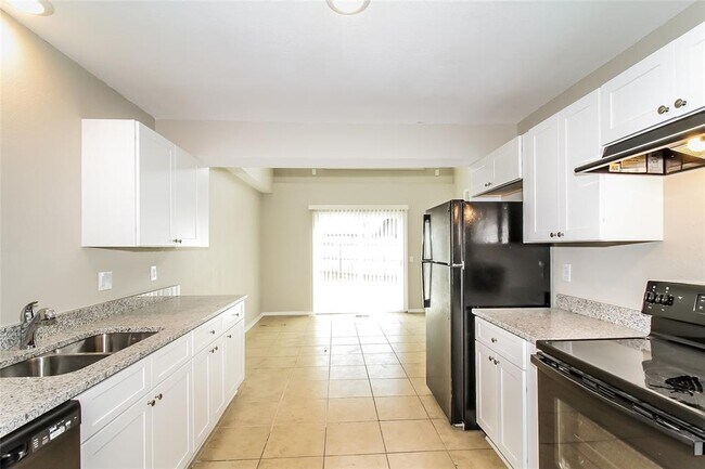 Foto del edificio - 8201 NW 6th St