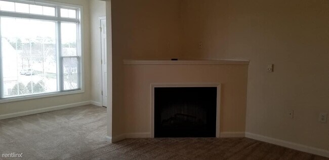 Building Photo - 2500 Friedland Pl
