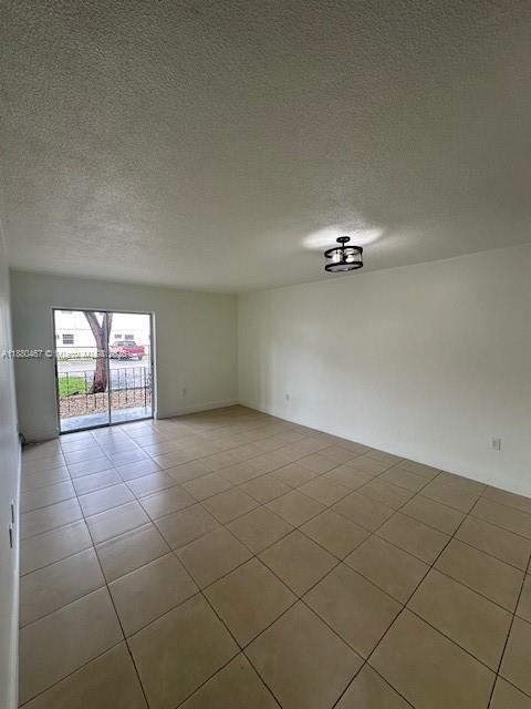 Foto del edificio - 1015 NW 45th Ave