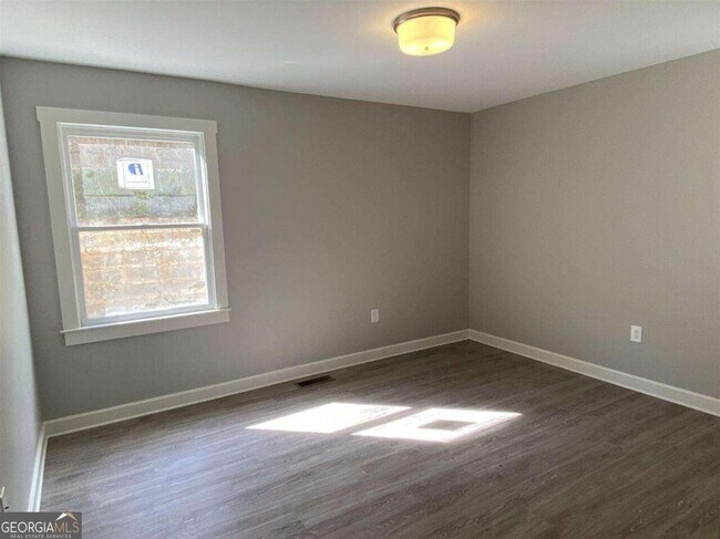 Building Photo - 95-N N Jackson St