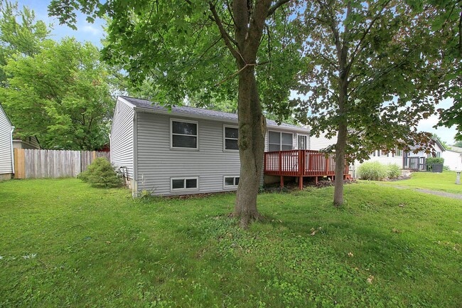 Building Photo - 2138 Sprucefield Dr