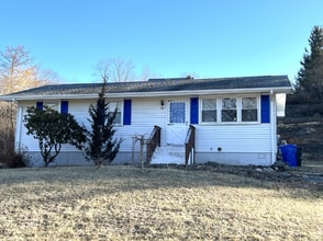 Building Photo - 93 County Rd
