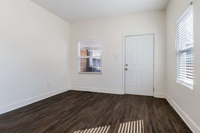 Foto del edificio - 408 E Beecher St