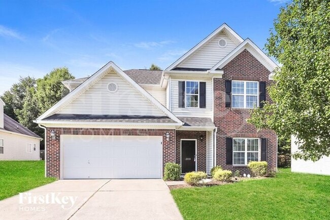 Building Photo - 2018 Heron Pointe Dr